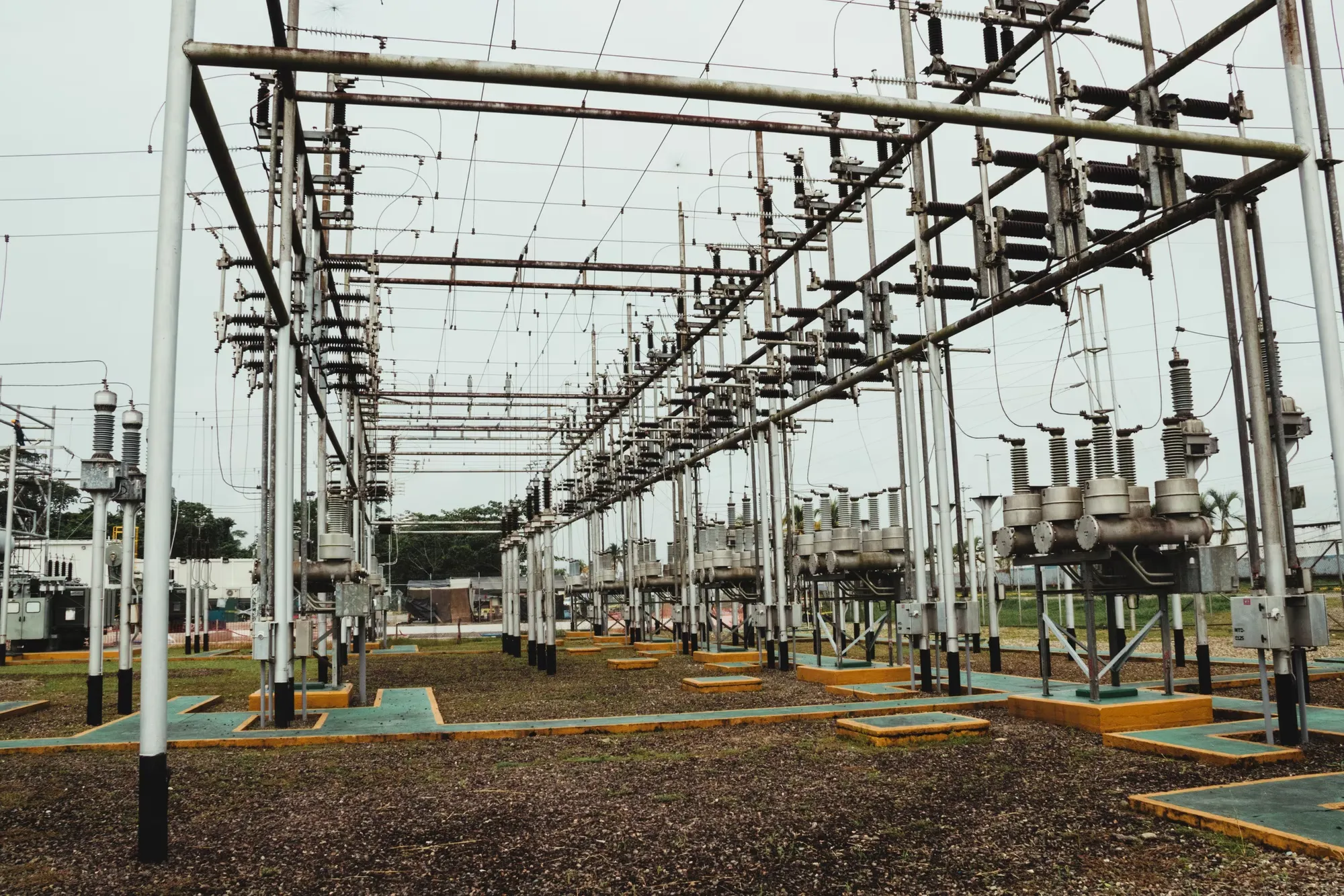 Diverse Power Systems Collection in Pune – Treffer Power System Solution